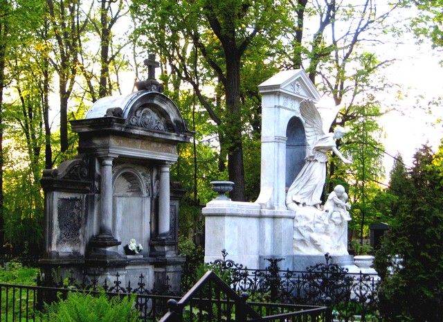 Zdjęcia: Łódź, łódzkie, pomniki na Cmentarzu Ewangelickim, POLSKA Zdjęcia: Łódź, łódzkie, pomniki na Cmentarzu Ewangelickim, POLSKA