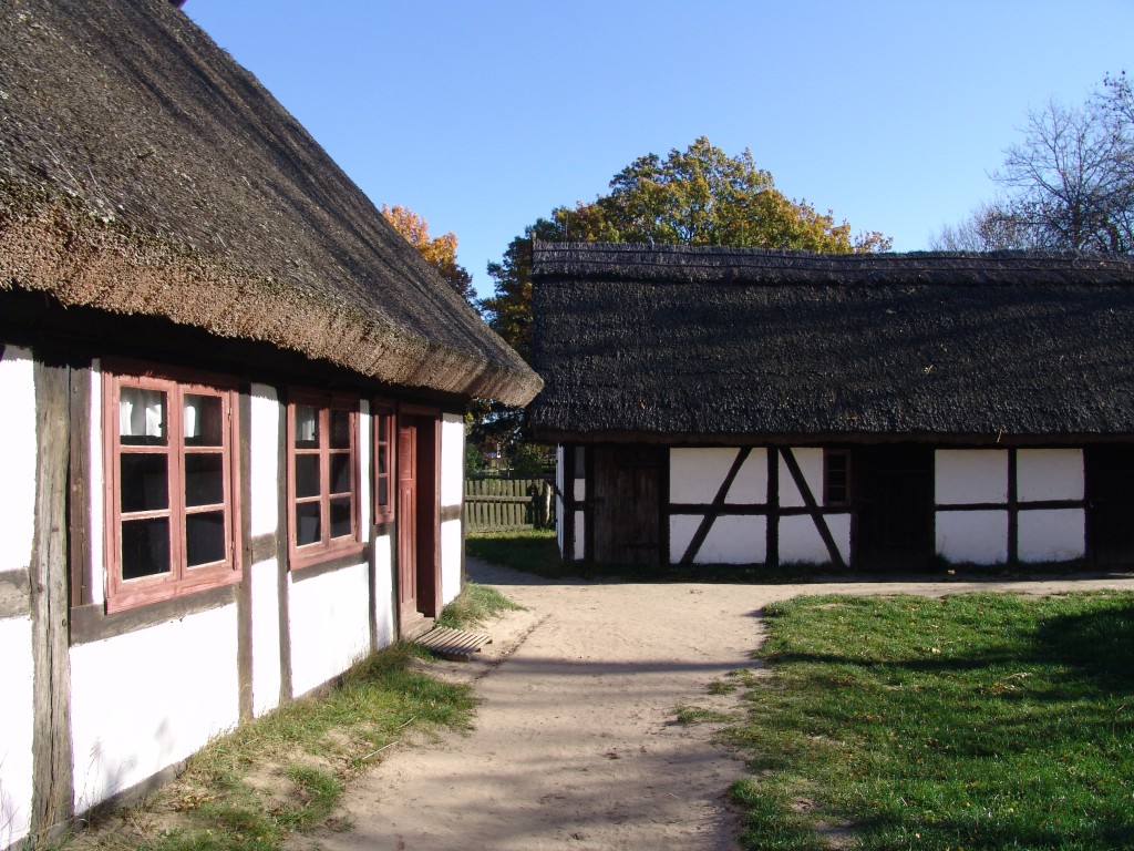 Zdjęcia: Gmina Smołdzino, powiat Słupski, Pomorze, Zagroda Słowińska w Klukach 2, POLSKA Zdjęcia: Gmina Smołdzino, powiat Słupski, Pomorze, Zagroda Słowińska w Klukach 2, POLSKA