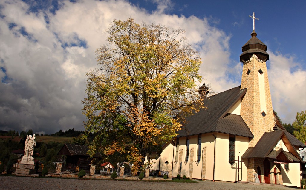 Zdjęcia: Tylicz, Beskid Sądecki., Kościół pw. Imienia Maryi., POLSKA Zdjęcia: Tylicz, Beskid Sądecki., Kościół pw. Imienia Maryi., POLSKA