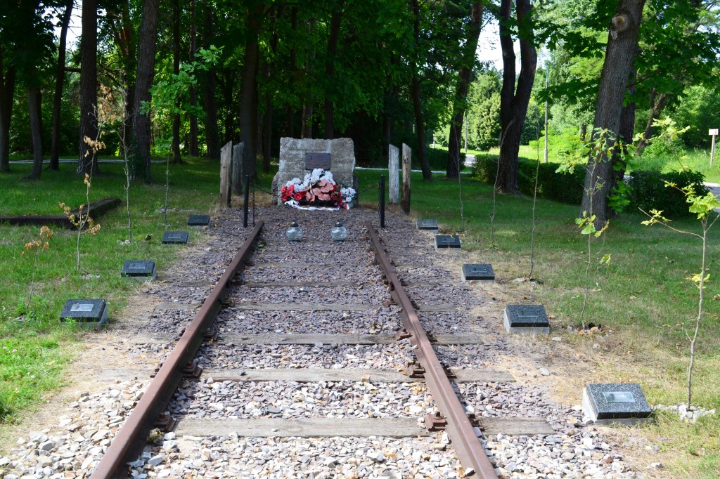 Zdjęcia: Osowiec Twierdza, Podlaskie, Nad wyraz symboliczny pomnik, POLSKA Zdjęcia: Osowiec Twierdza, Podlaskie, Nad wyraz symboliczny pomnik, POLSKA