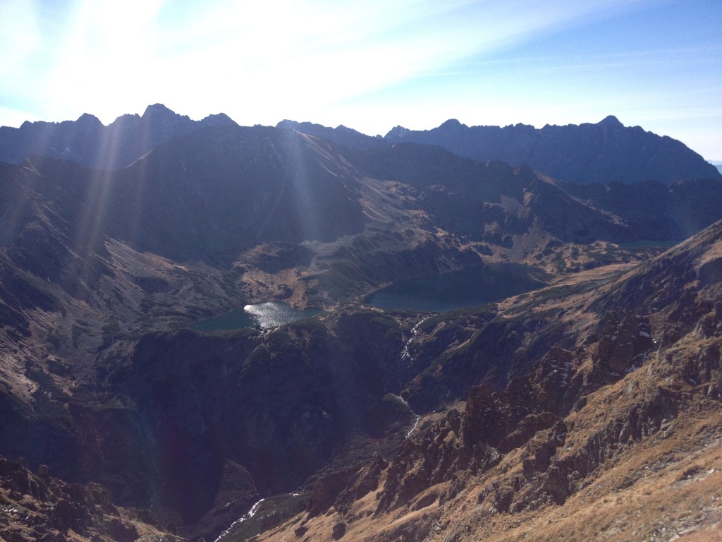 Zdjęcia: Krzyżne, Tatry, Widok z Krzyżnego na Doline Pieciu Stawów, POLSKA Zdjęcia: Krzyżne, Tatry, Widok z Krzyżnego na Doline Pieciu Stawów, POLSKA