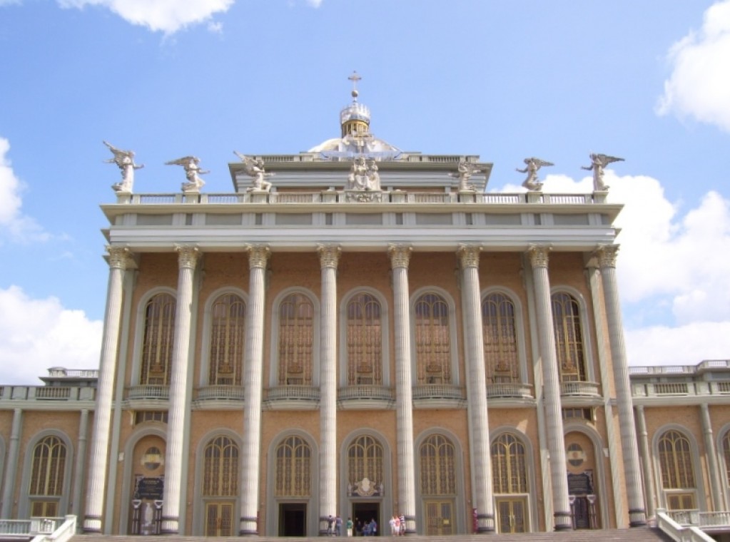 Zdjęcia: LICHEŃ , KONIŃSKIE, KATEDRA LICHEŃ , POLSKA Zdjęcia: LICHEŃ , KONIŃSKIE, KATEDRA LICHEŃ , POLSKA