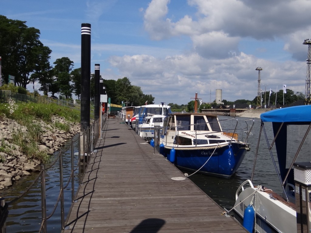 Zdjęcia: Cigacice, Lubuskie, Port rzeczny w Cigacicach (woj.lubuskie), POLSKA Zdjęcia: Cigacice, Lubuskie, Port rzeczny w Cigacicach (woj.lubuskie), POLSKA