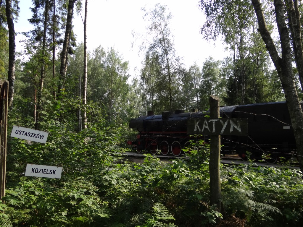 Zdjęcia: Szymbark, Kaszuby, Ku pamięci!, POLSKA Zdjęcia: Szymbark, Kaszuby, Ku pamięci!, POLSKA