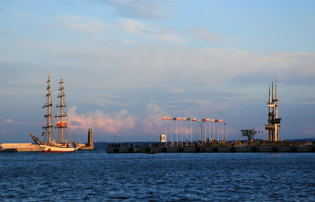 Zdjęcia: Gdynia, Pomorskie , Powrót do portu, POLSKA Zdjęcia: Gdynia, Pomorskie , Powrót do portu, POLSKA