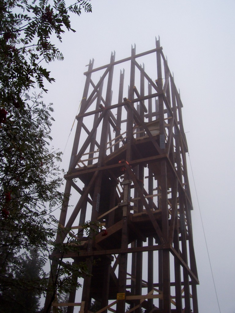 Zdjęcia: Lubań, Gorce, Lubań nowa wieża widokowa w budowie , POLSKA Zdjęcia: Lubań, Gorce, Lubań nowa wieża widokowa w budowie , POLSKA