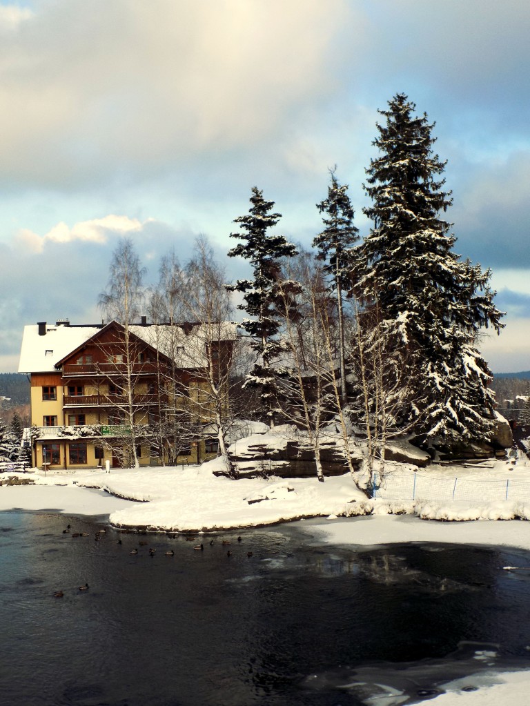 Zdjęcia: Szklarska Poręba, Karkonosze, Nad stawem, POLSKA Zdjęcia: Szklarska Poręba, Karkonosze, Nad stawem, POLSKA
