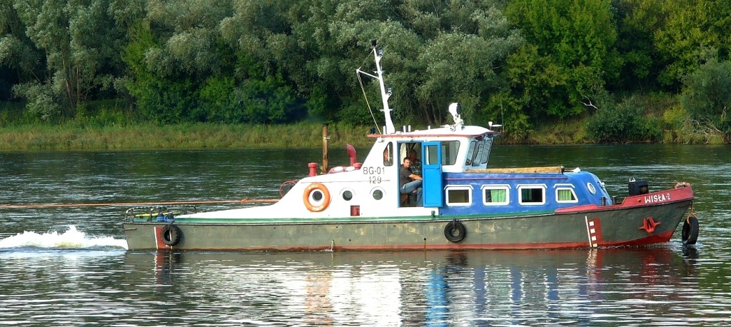 Zdjęcia: Słońsk, kujawsko pomorskie, Holownik na Wiśle, POLSKA Zdjęcia: Słońsk, kujawsko pomorskie, Holownik na Wiśle, POLSKA