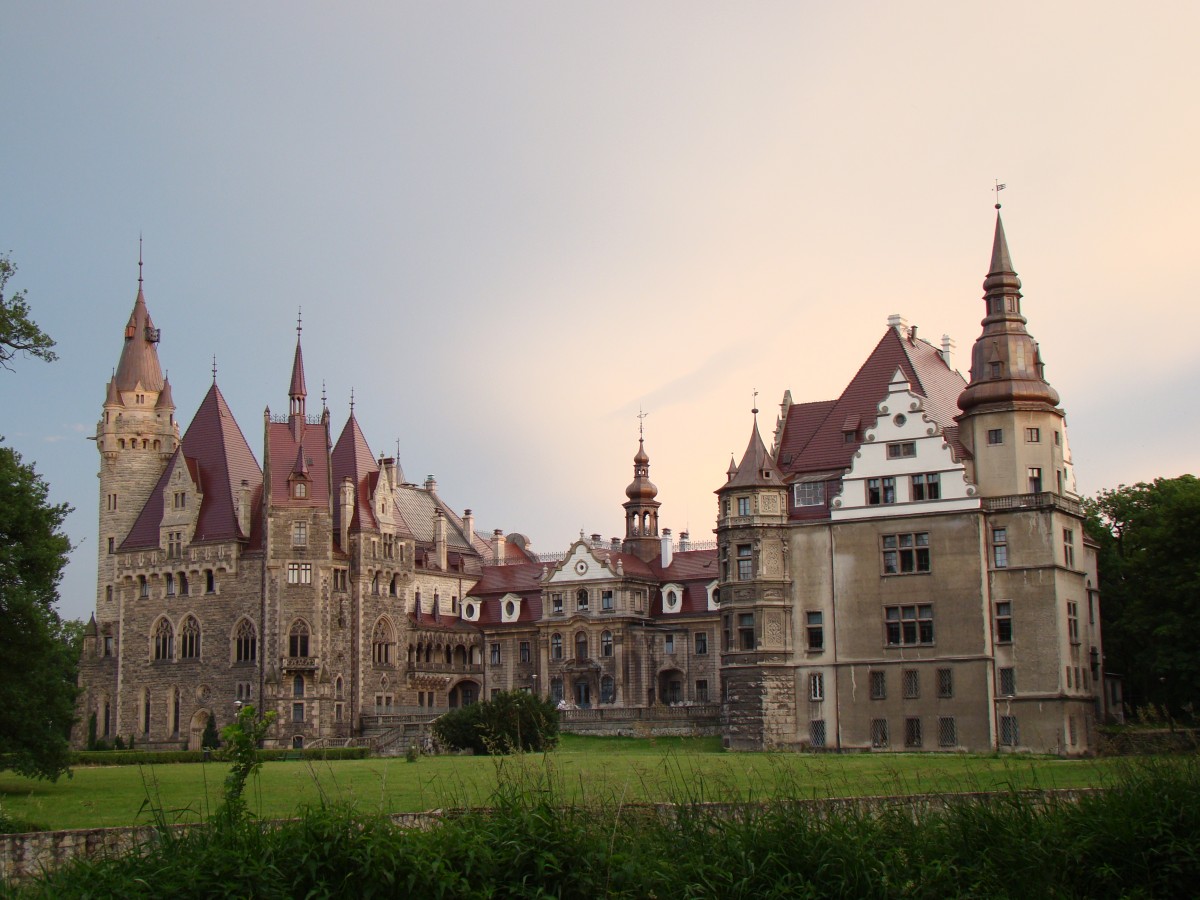 Zdjęcia: Moszna, Opolskie, Zamek od ogrodu, POLSKA Zdjęcia: Moszna, Opolskie, Zamek od ogrodu, POLSKA