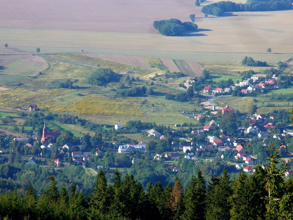 Zdjęcia: Biskupia Kopa, opolskie, Widok na Jarnołtówek z góry., POLSKA Zdjęcia: Biskupia Kopa, opolskie, Widok na Jarnołtówek z góry., POLSKA