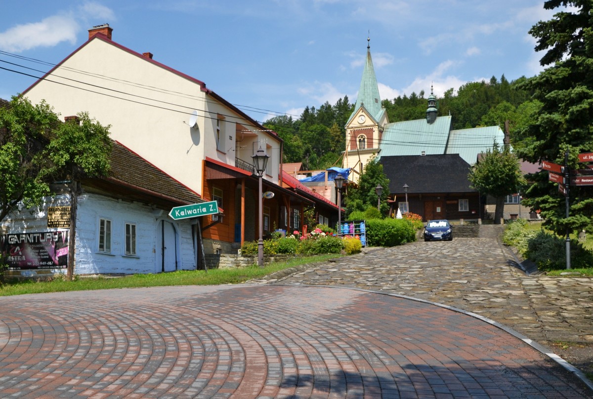 Zdjęcia: Lanckorona, Województwo małopolskie, Uliczka, POLSKA Zdjęcia: Lanckorona, Województwo małopolskie, Uliczka, POLSKA