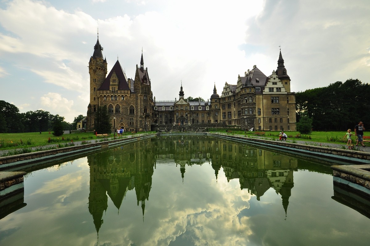 Zdjęcia: Moszna, opolskie, Odbicie, POLSKA Zdjęcia: Moszna, opolskie, Odbicie, POLSKA