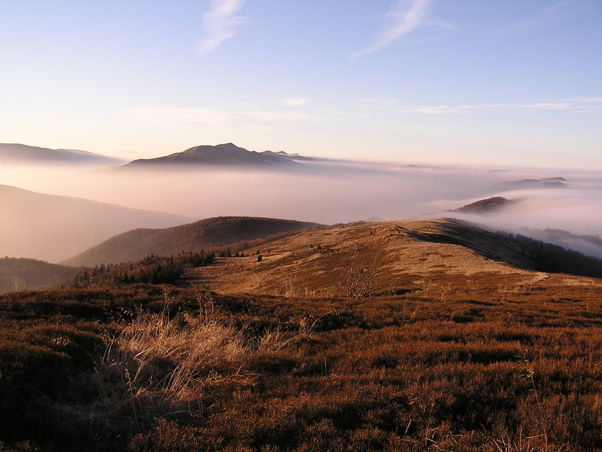 Zdjęcia: widok z Bukowego Berda, podkarpacie, Bieszczady_inwersja powietrza, POLSKA Zdjęcia: widok z Bukowego Berda, podkarpacie, Bieszczady_inwersja powietrza, POLSKA