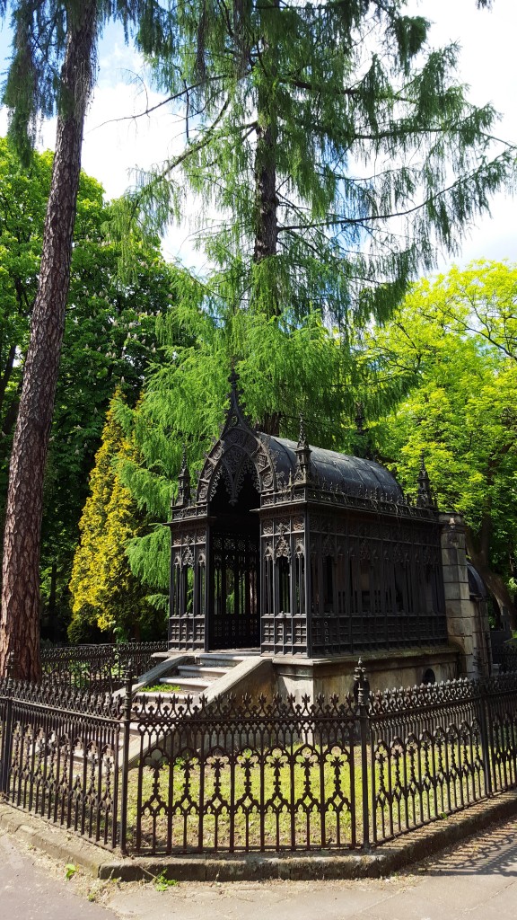 Zdjęcia: Warszawa, mazowieckie, Zabytkowy grobowiec, POLSKA Zdjęcia: Warszawa, mazowieckie, Zabytkowy grobowiec, POLSKA