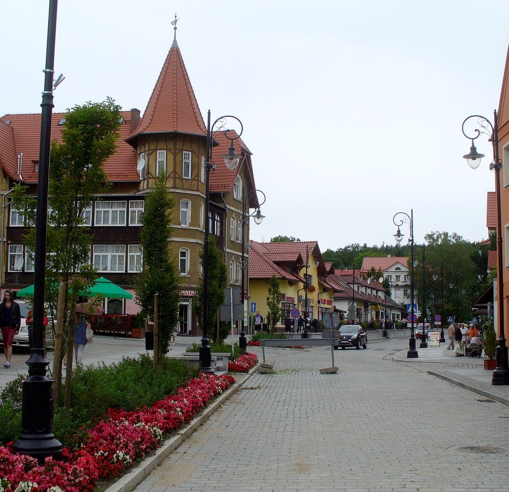Zdjęcia: Świeradów Zdrój, dolnośląskie, Uliczka w centrum., POLSKA Zdjęcia: Świeradów Zdrój, dolnośląskie, Uliczka w centrum., POLSKA