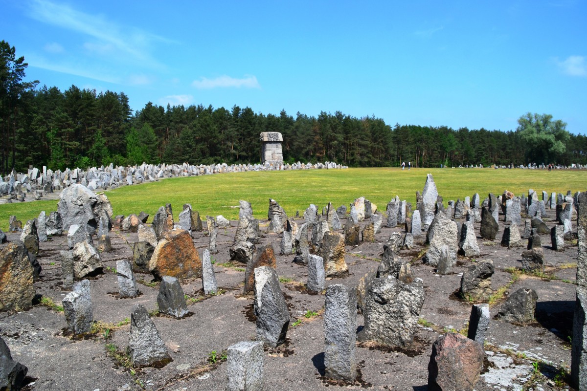Zdjęcia: Treblinka, mazowieckie, Treblinka - kamienie krzyczą, POLSKA Zdjęcia: Treblinka, mazowieckie, Treblinka - kamienie krzyczą, POLSKA