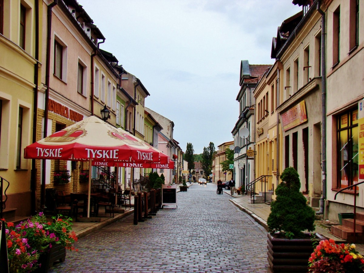Zdjęcia: Reszel, województwo warmińsko-mazurskie, Reszel-ulica Wyspiańskiego, POLSKA Zdjęcia: Reszel, województwo warmińsko-mazurskie, Reszel-ulica Wyspiańskiego, POLSKA
