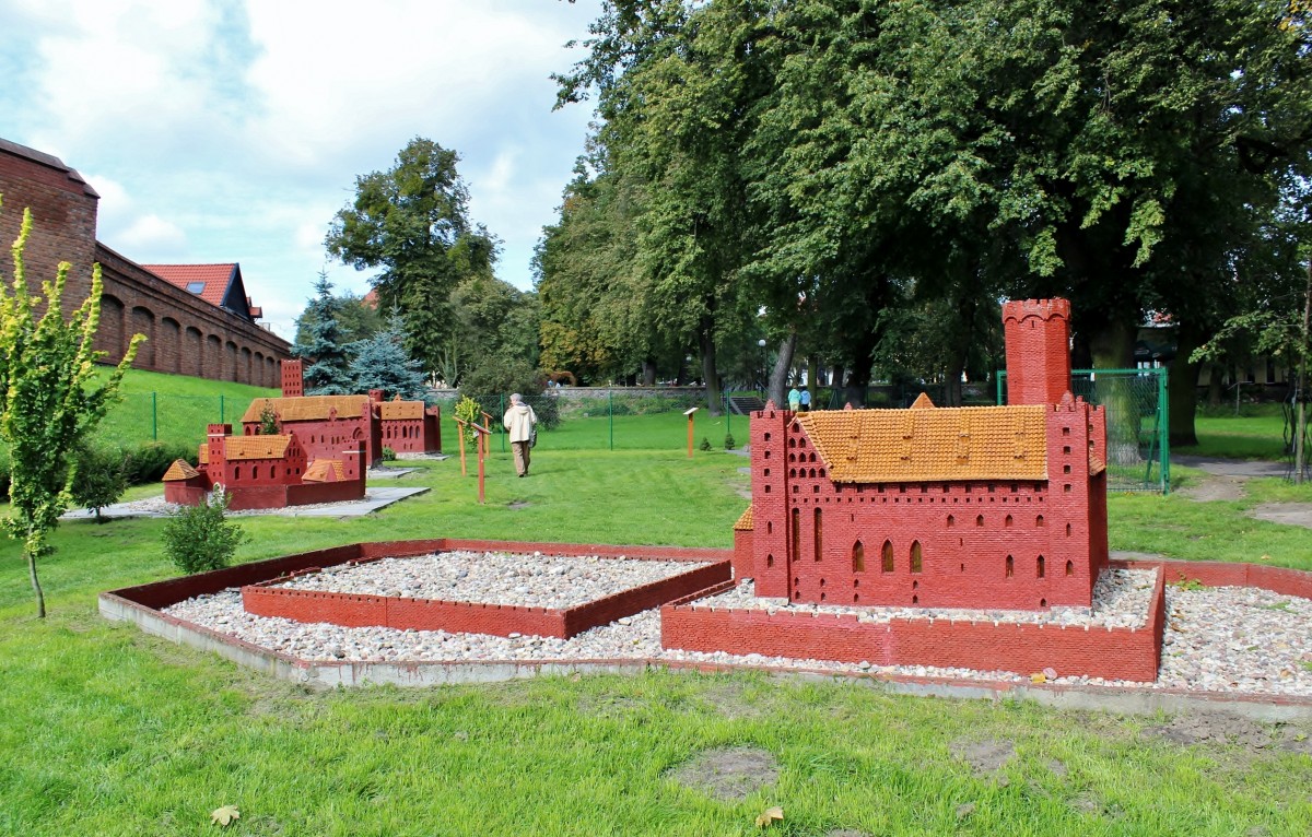 Zdjęcia: Chełmno, województwo kujawsko-pomorskie, Park Miniatur Zamków Krzyżackich, POLSKA Zdjęcia: Chełmno, województwo kujawsko-pomorskie, Park Miniatur Zamków Krzyżackich, POLSKA