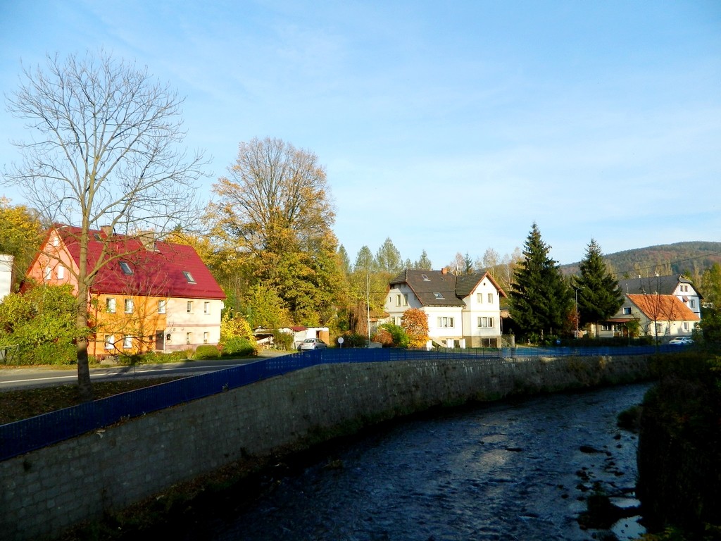 Zdjęcia: Lądek Zdrój, dolnoślaskie, Nad brzegiem Białej Lądeckiej, POLSKA Zdjęcia: Lądek Zdrój, dolnoślaskie, Nad brzegiem Białej Lądeckiej, POLSKA