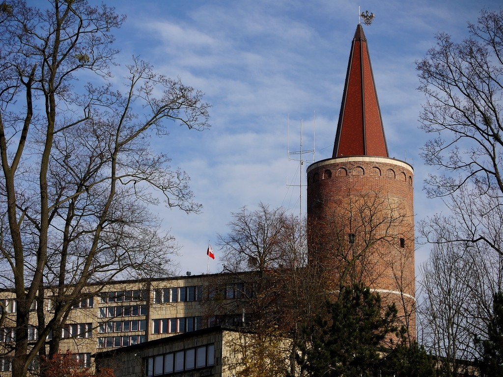 Zdjęcia: Opole, opolskie, Wieża piastowska, jesienią., POLSKA Zdjęcia: Opole, opolskie, Wieża piastowska, jesienią., POLSKA