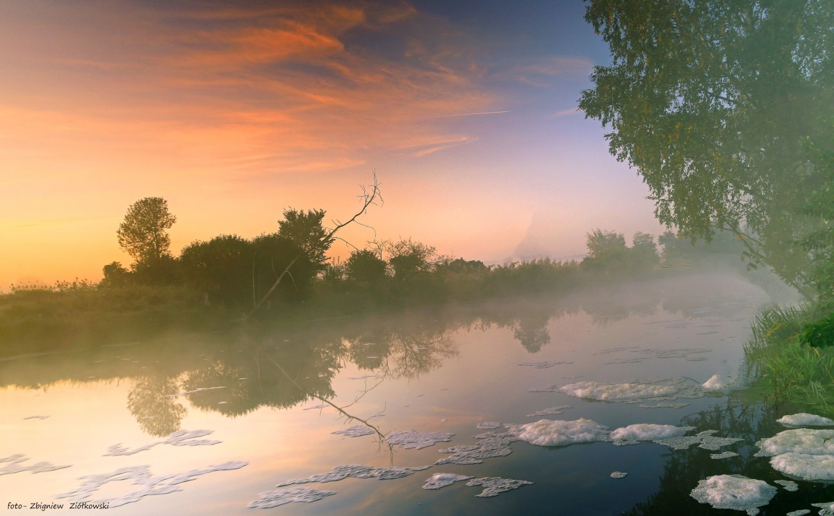 Zdjęcia: Dolina Noteci,  pow-żniński , Tuż przed wschodem słońca, POLSKA Zdjęcia: Dolina Noteci,  pow-żniński , Tuż przed wschodem słońca, POLSKA