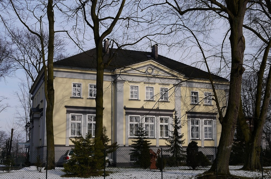 Zdjęcia: Dobrodzień, opolskie, Pałac w Dobrodzieniu, POLSKA Zdjęcia: Dobrodzień, opolskie, Pałac w Dobrodzieniu, POLSKA