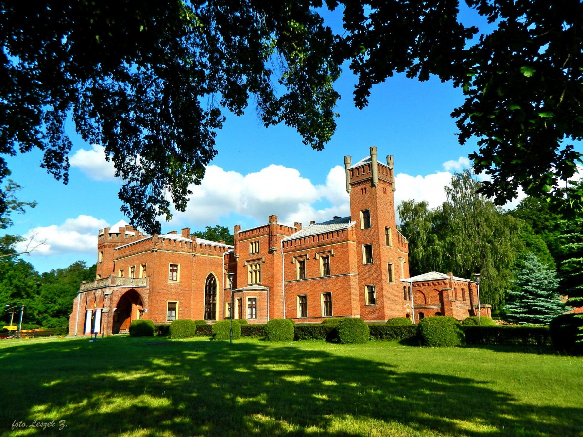 Zdjęcia: gmina Miłomłyn., woj. Warmińsko-Mazurskie., Pałac w Karnitach., POLSKA Zdjęcia: gmina Miłomłyn., woj. Warmińsko-Mazurskie., Pałac w Karnitach., POLSKA