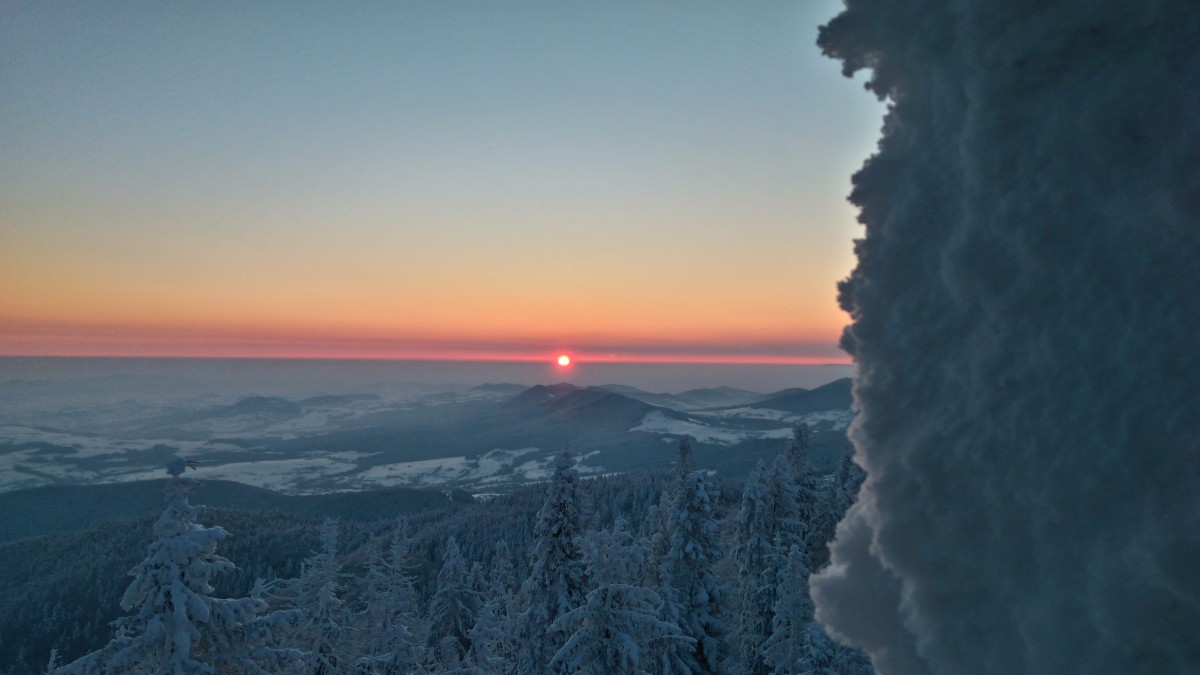 Zdjęcia: mogielica, beskid wyspowy, wschód przy -26 stopni, POLSKA Zdjęcia: mogielica, beskid wyspowy, wschód przy -26 stopni, POLSKA