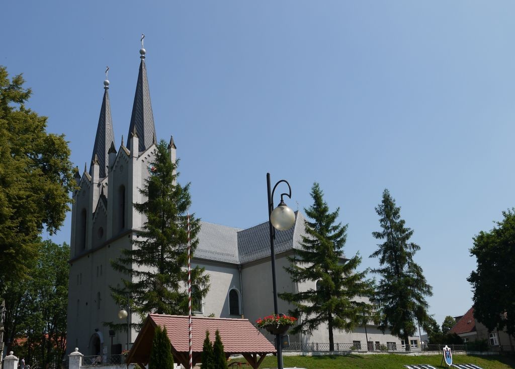 Zdjęcia: Ujazd Śląski, opolskie, Zabytek obok ruin., POLSKA Zdjęcia: Ujazd Śląski, opolskie, Zabytek obok ruin., POLSKA