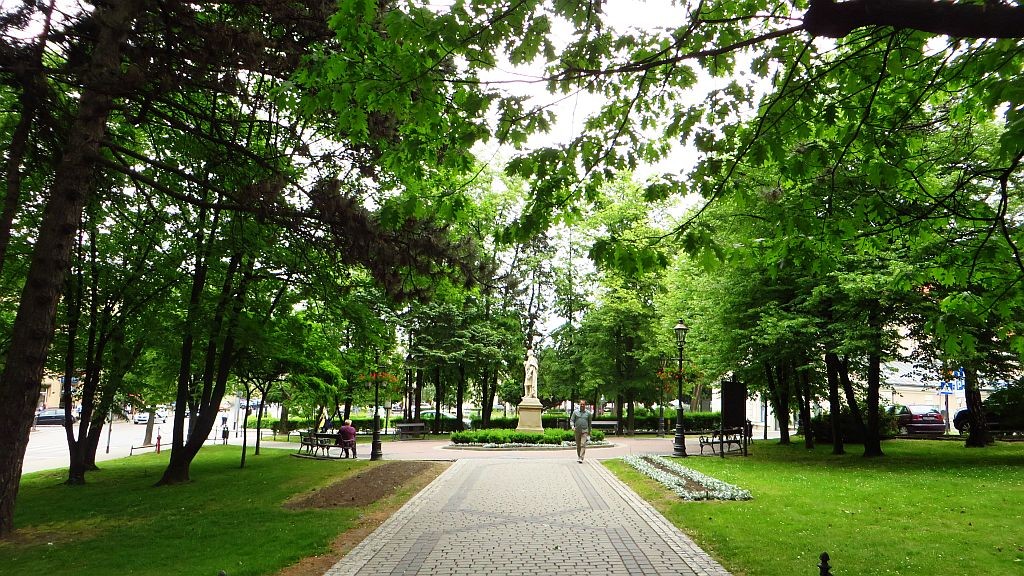 Zdjęcia: Wieliczka, Małopolska, skwer miejski, POLSKA Zdjęcia: Wieliczka, Małopolska, skwer miejski, POLSKA