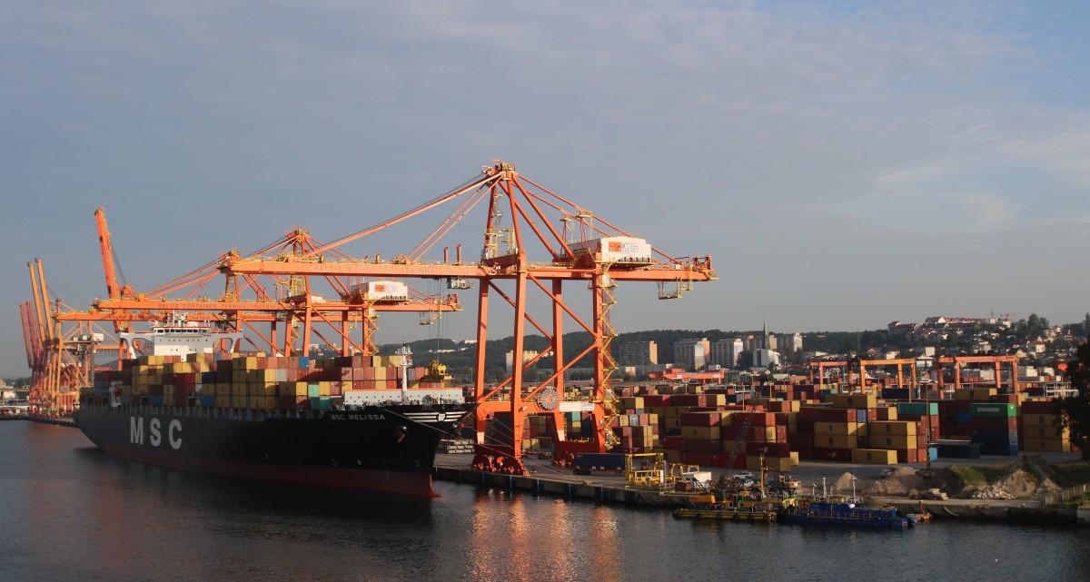 Zdjęcia: Gdynia, Pomorze, Gdynia - wpływamy do portu (3), POLSKA Zdjęcia: Gdynia, Pomorze, Gdynia - wpływamy do portu (3), POLSKA