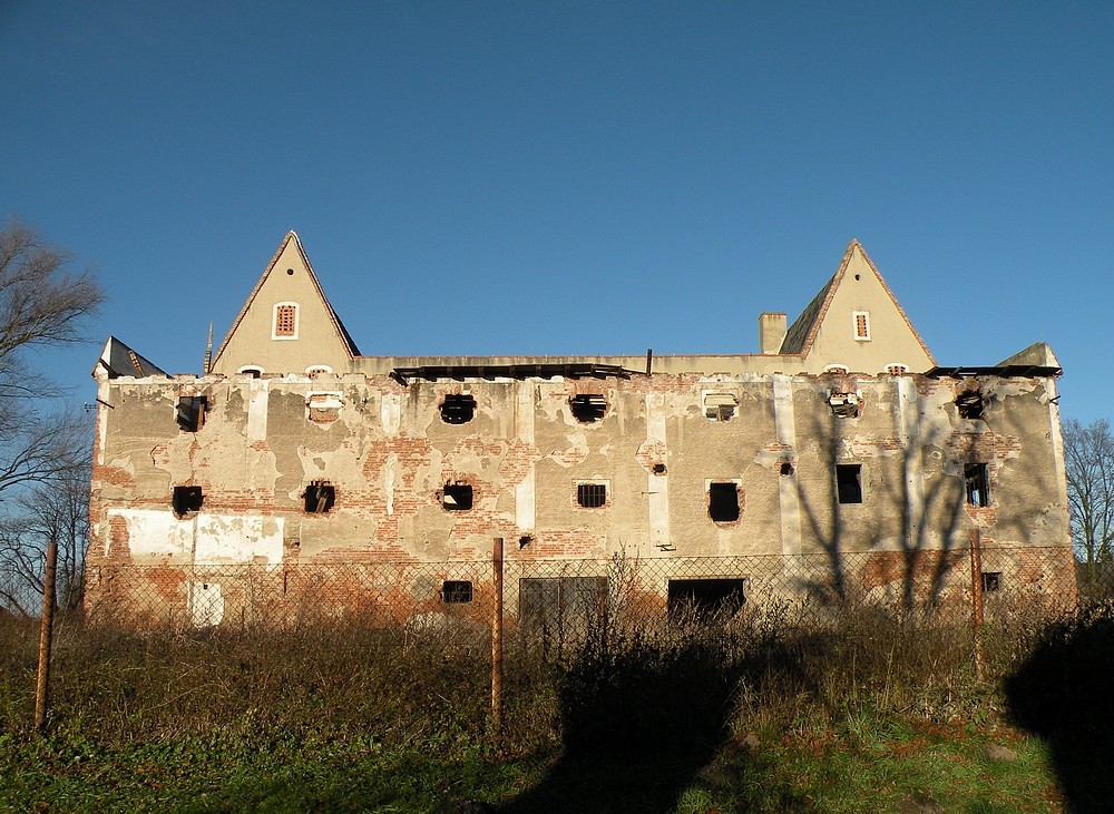 Zdjęcia: Siestrzechowice, opolskie, Pałac od strony folwarku, POLSKA Zdjęcia: Siestrzechowice, opolskie, Pałac od strony folwarku, POLSKA