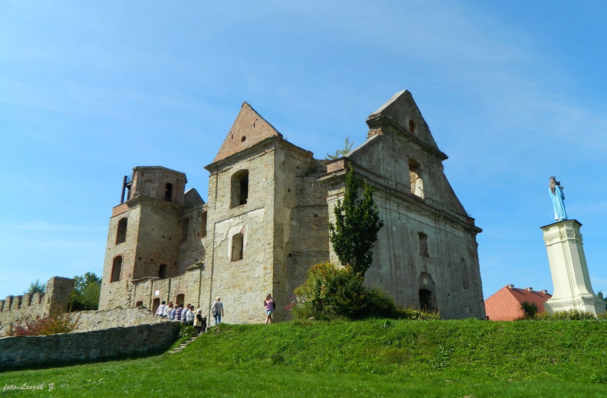 Zdjęcia: Zagórz., woj.podkarpackie., Klasztor Karmelitów  Bosych - Ruiny., POLSKA Zdjęcia: Zagórz., woj.podkarpackie., Klasztor Karmelitów  Bosych - Ruiny., POLSKA