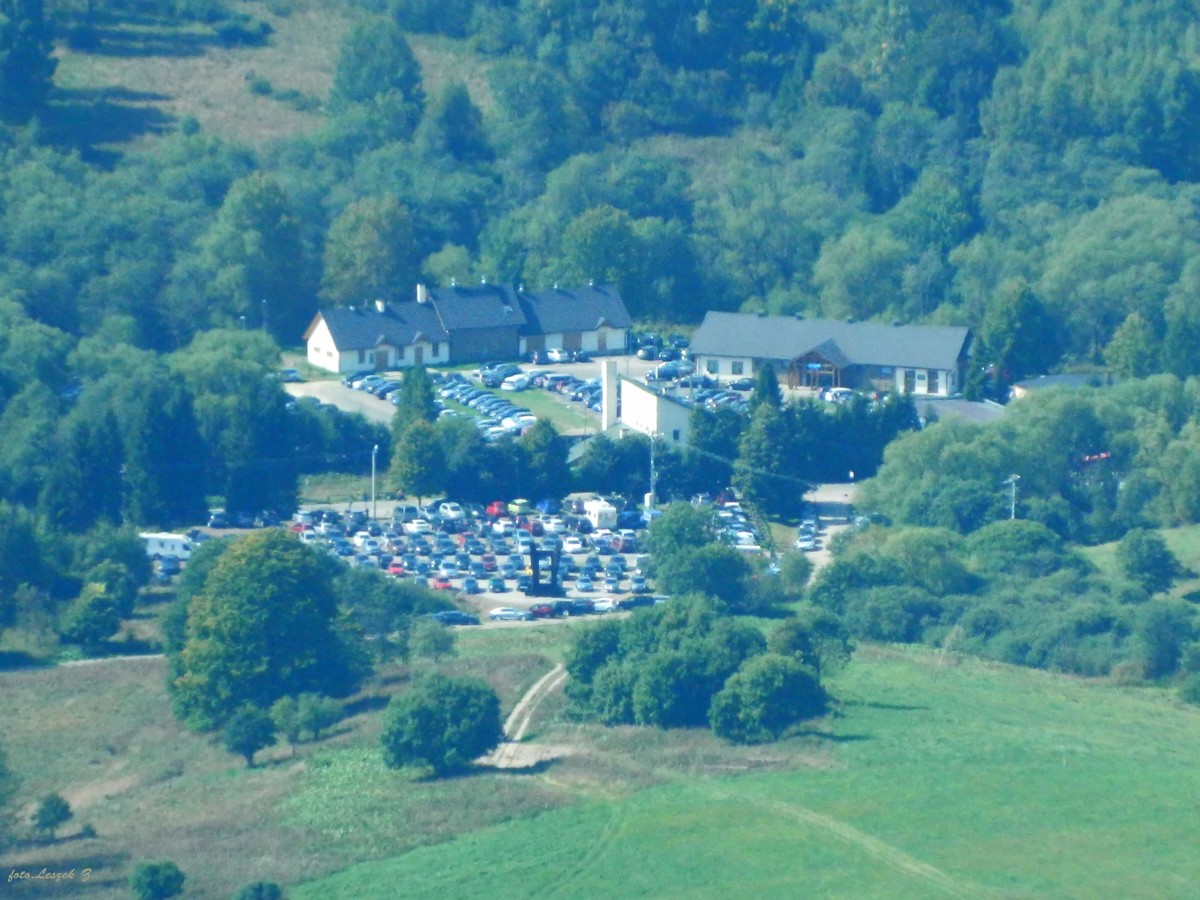 Zdjęcia: Wołosate, woj.podkarpackie., Parking w Wołosatem z Tarnicy., POLSKA Zdjęcia: Wołosate, woj.podkarpackie., Parking w Wołosatem z Tarnicy., POLSKA