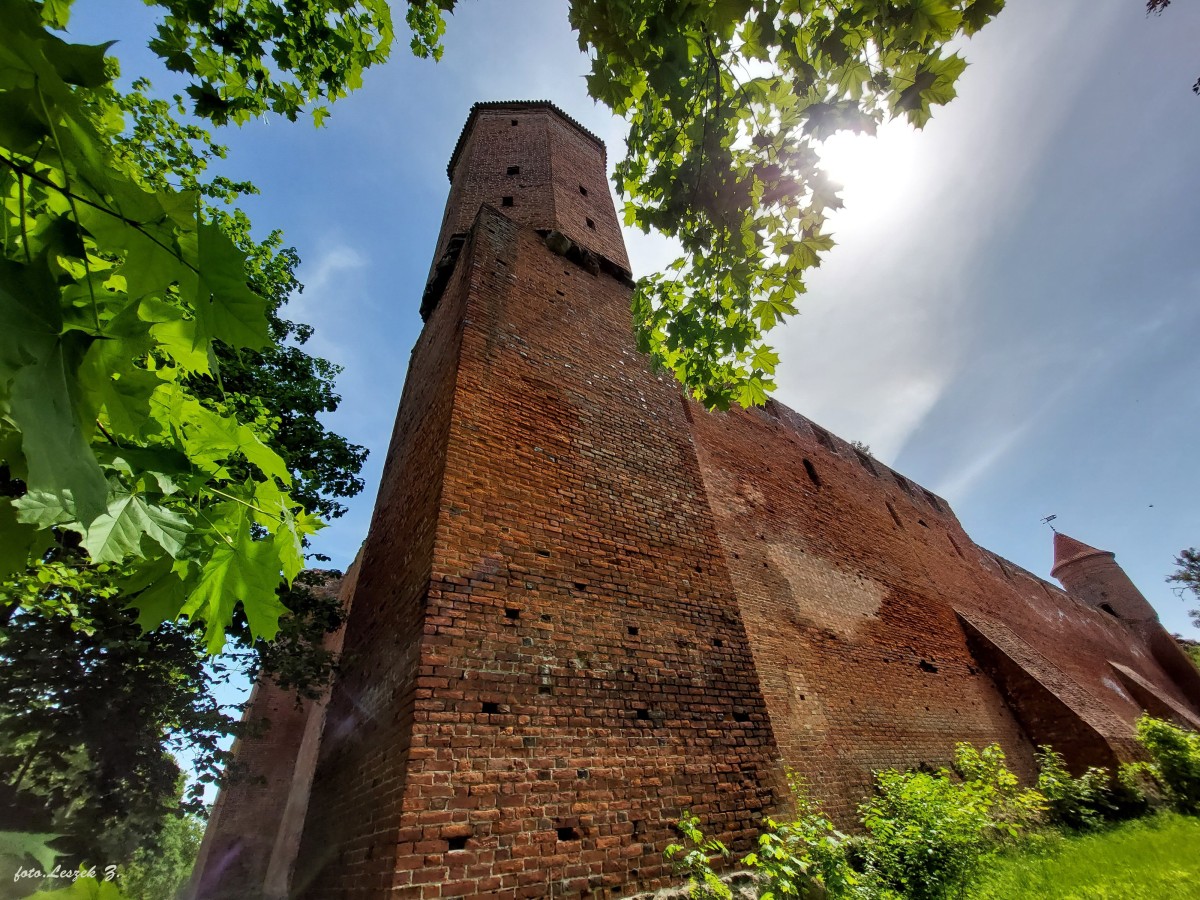 Zdjęcia: Szymbark koło Iławy., Iława., Wieże zamku w Szymbarku 3., POLSKA Zdjęcia: Szymbark koło Iławy., Iława., Wieże zamku w Szymbarku 3., POLSKA