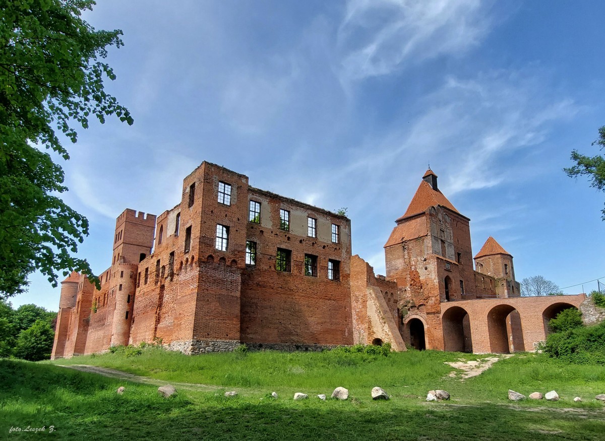 Zdjęcia: Szymbark koło Iławy., Iława., Ruiny zamku Krzyżackiego 12 wież., POLSKA Zdjęcia: Szymbark koło Iławy., Iława., Ruiny zamku Krzyżackiego 12 wież., POLSKA