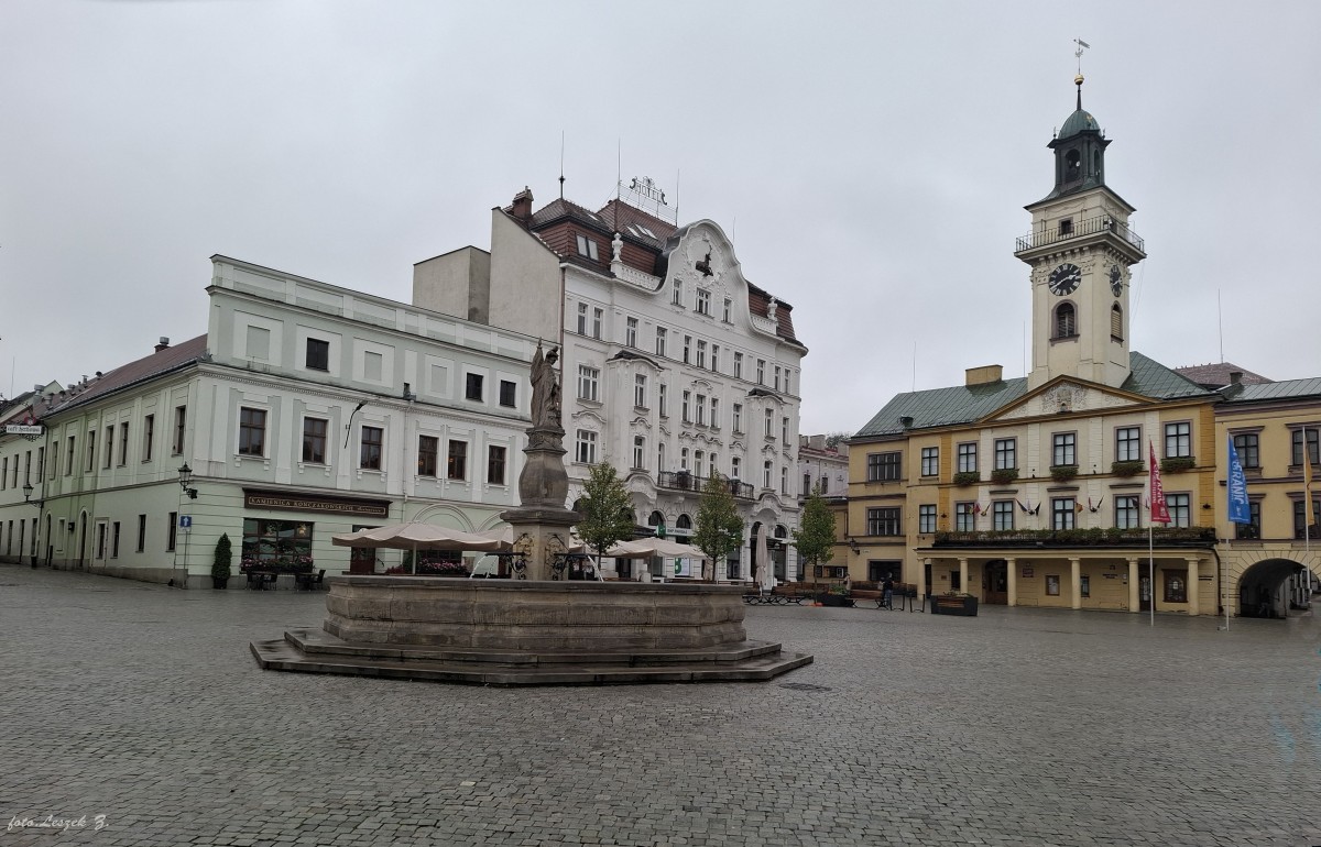 Zdjęcia: Cieszyn., woj.śląskie., Rynek w Cieszynie., POLSKA Zdjęcia: Cieszyn., woj.śląskie., Rynek w Cieszynie., POLSKA
