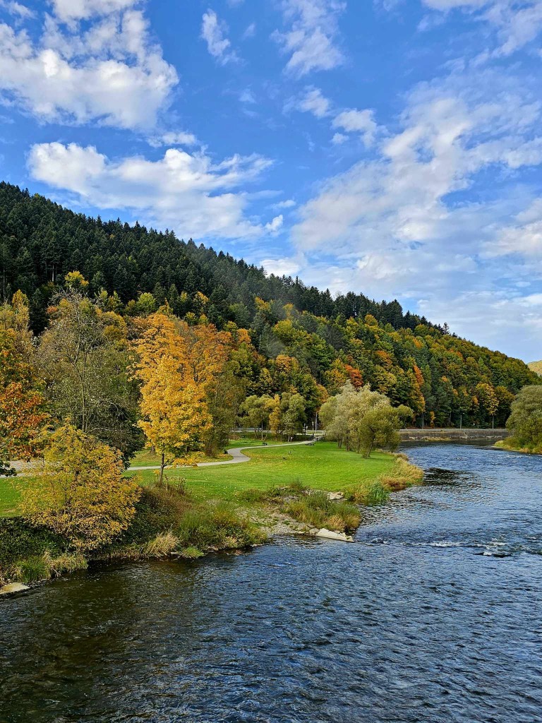 Zdjęcia: Krościenko, Beskid Sądecki, Kolorowo nad Dunajcem, POLSKA Zdjęcia: Krościenko, Beskid Sądecki, Kolorowo nad Dunajcem, POLSKA
