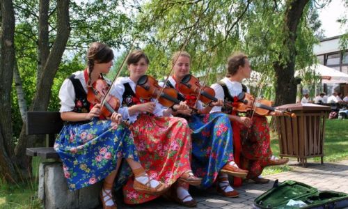 Zdjęcie POLSKA / Pieniny / Sromowce Wyżne / Kapela Góralska- Hej!!