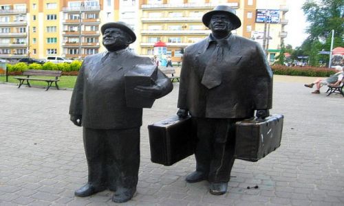 Zdjcie POLSKA / Kujawsko - Pomorskie / Toru /  pod Cinema City 