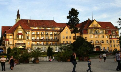 Zdjcie POLSKA / Kotlina Kodzka / Kudowa Zdrj / Szpital Uzdrowiskowy Polonia