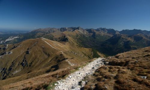 Zdjecie POLSKA / Czerwone Wierchy / widok z Maocznika 2096 m n.p.m. / ostatni ciepy weekend w Tatrach