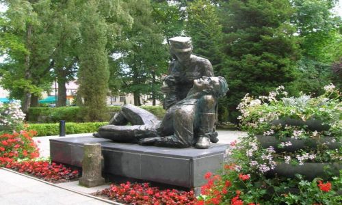 Zdjcie POLSKA / Pomorze zachodnie / Kolobrzeg / Pomnik bohaterow wojny