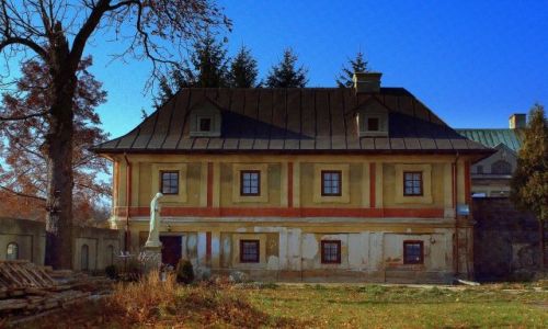 Zdjęcie POLSKA / Świętokrzyskie / Szewna / Plebania