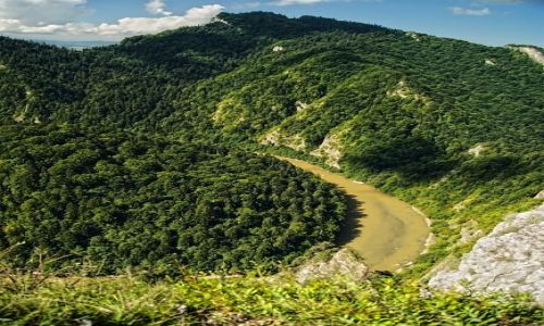 Zdjecie POLSKA / maopolskie / Krocienko / Specjalnie dla AB1. Dunajec widziany z Sokolicy. Kolor rzeki naturalny.