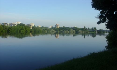 Zdjecie POLSKA / Wielkopolska / Pozna / Wylana Warta