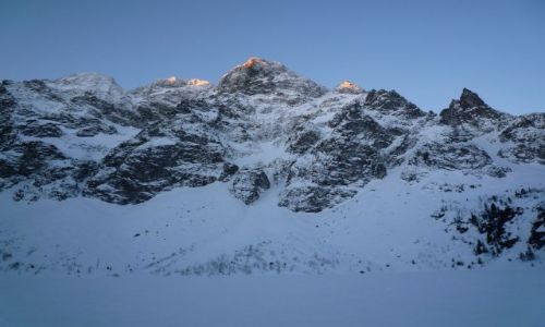 Zdjecie POLSKA / Tatry / .. / Miguszowickie si budz a Mnich jeszcze pi ;)