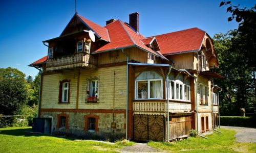 Zdjecie POLSKA / Dolnolskie / Szklarska Porba / Pereki starej architektury. Szklarska Porba.