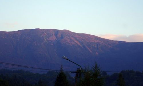 Zdjecie POLSKA / Beskid ywiecki / Zawoja / Babia o zachodzie