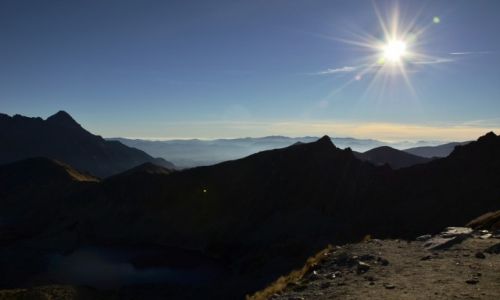 Zdjecie POLSKA / Maopolska / Tatry / Widok z Zawratu na Dolin Piciu Staww 